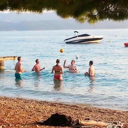 House Direct On Сasa de vacaciones Čelina